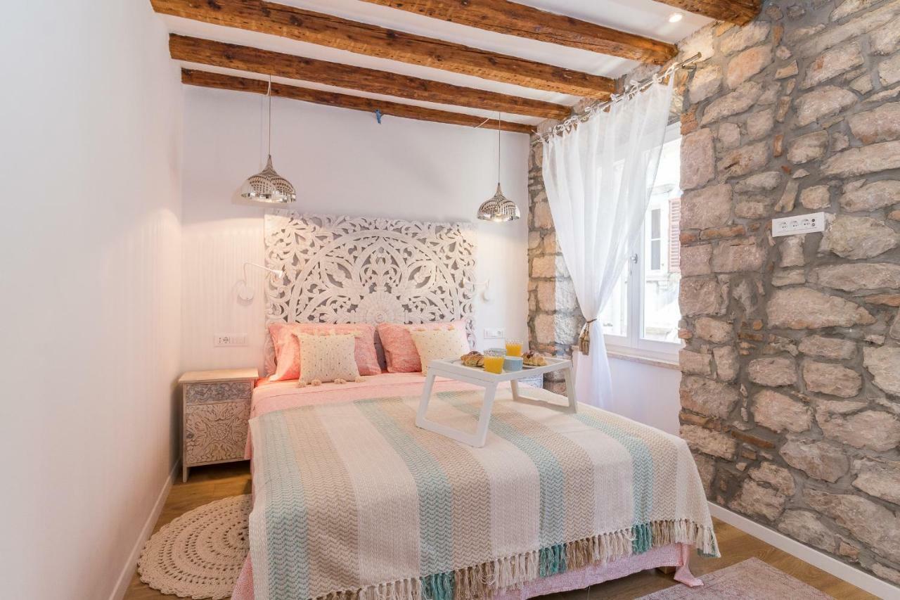 Deluxe Apartment Mimi Rovinj Exterior foto