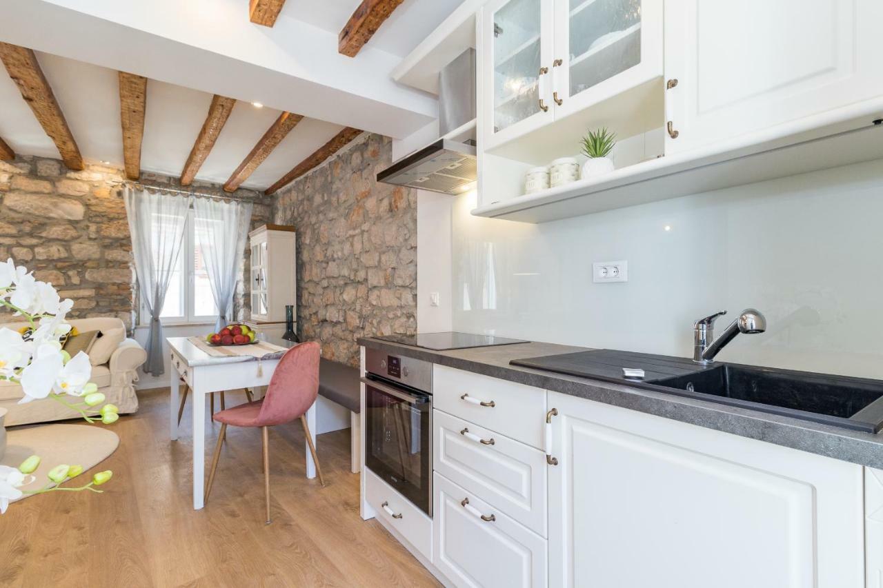 Deluxe Apartment Mimi Rovinj Exterior foto